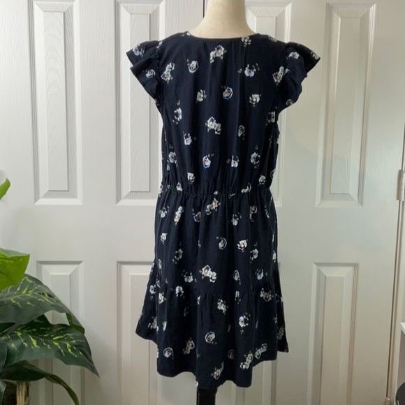 Universal Thread - Women's Flutter Short Sleeve Mini
Skater Dress Size L - Picture 8 of 12
